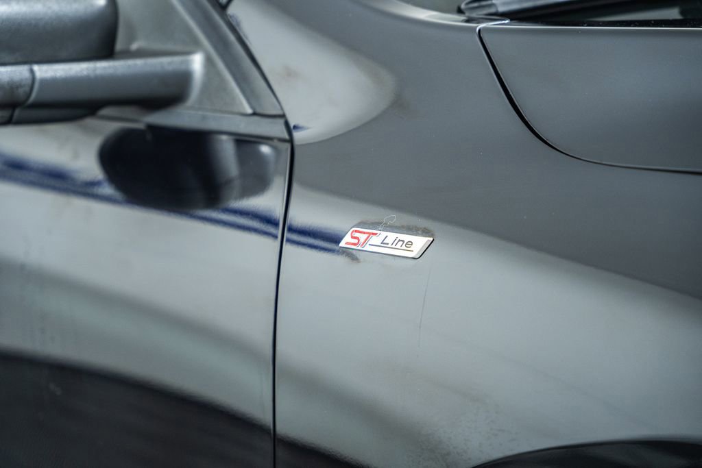 Certified 2023 Ford Escape ST-Line w/ Tech Pack #1 image 16