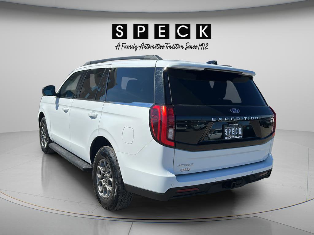 Certified 2025 Ford Expedition Active AWD/4WD image 11