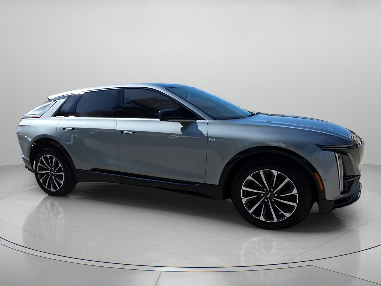 Used 2024 Cadillac Lyriq Sport image 31