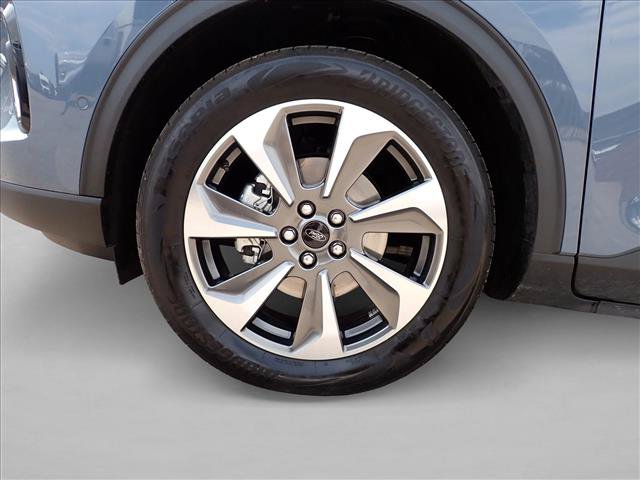 Certified 2023 Ford Escape Platinum w/ Premium Technology Package AWD/4WD image 7