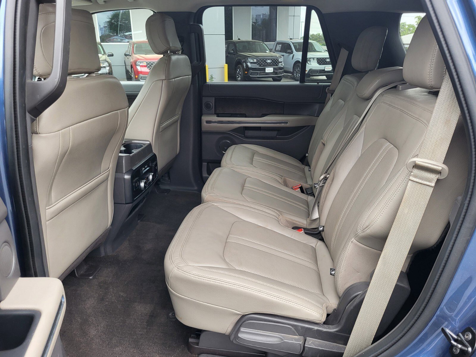 Certified 2020 Ford Expedition Limited w/ Equipment Group 302A image 17