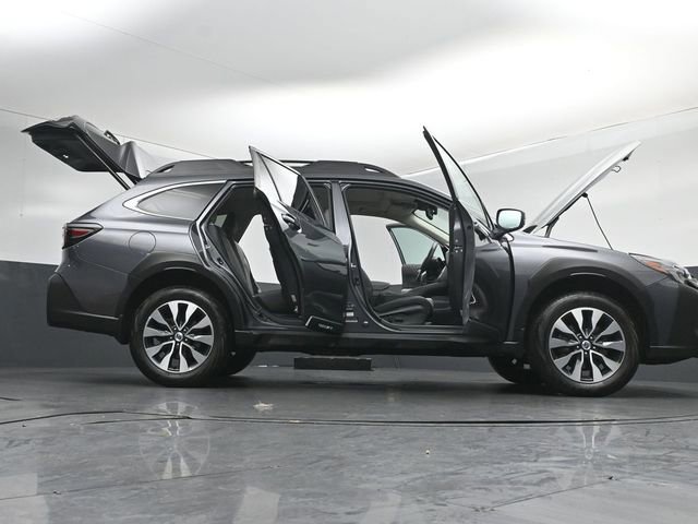Used 2023 Subaru Outback Limited image 49
