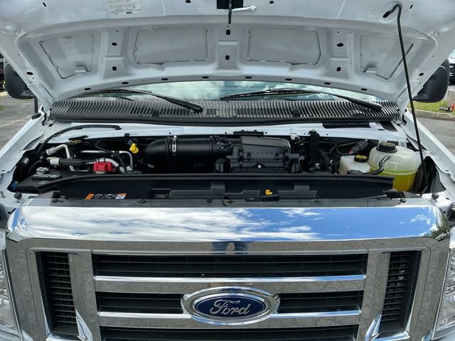 Certified 2025 Ford E-350 and Econoline 350 Super Duty w/ Power Equipment Group RWD image 20