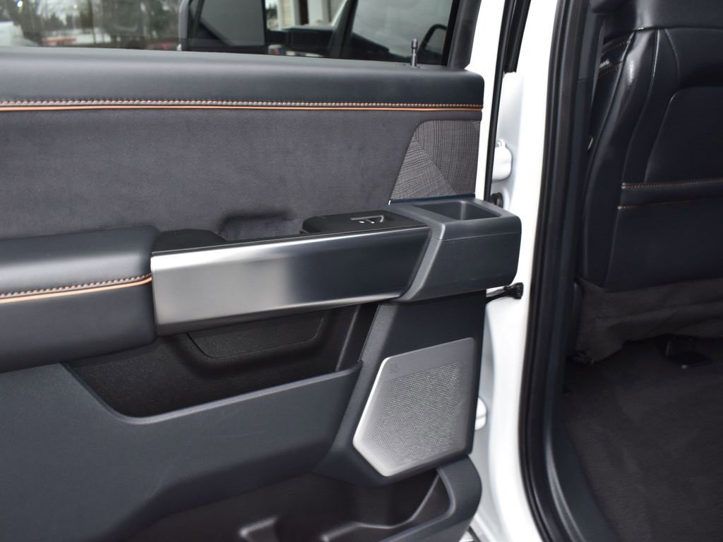 Certified 2024 Ford F350 Platinum w/ FX4 Off-Road Package image 39