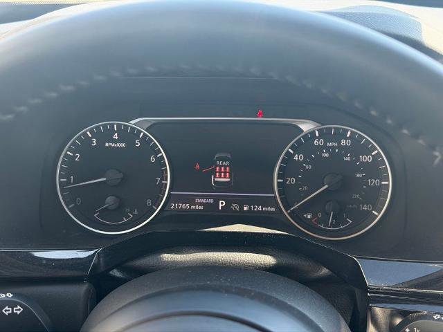 Used 2025 Nissan Pathfinder SV FWD image 19