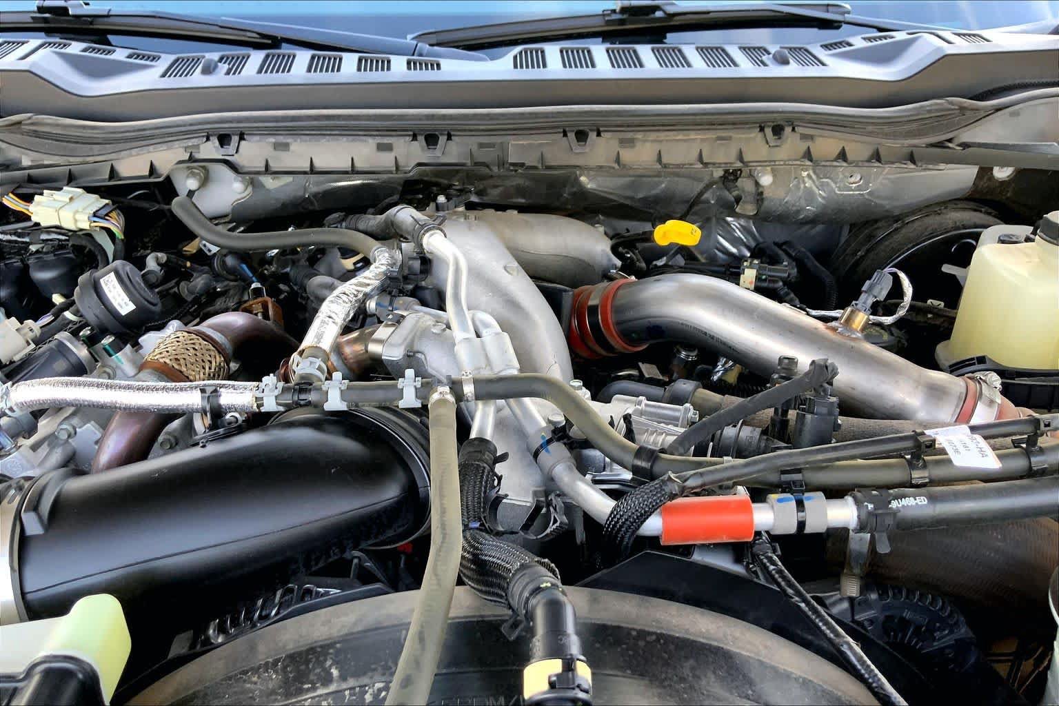 Certified 2025 Ford F250 Platinum AWD/4WD image 31