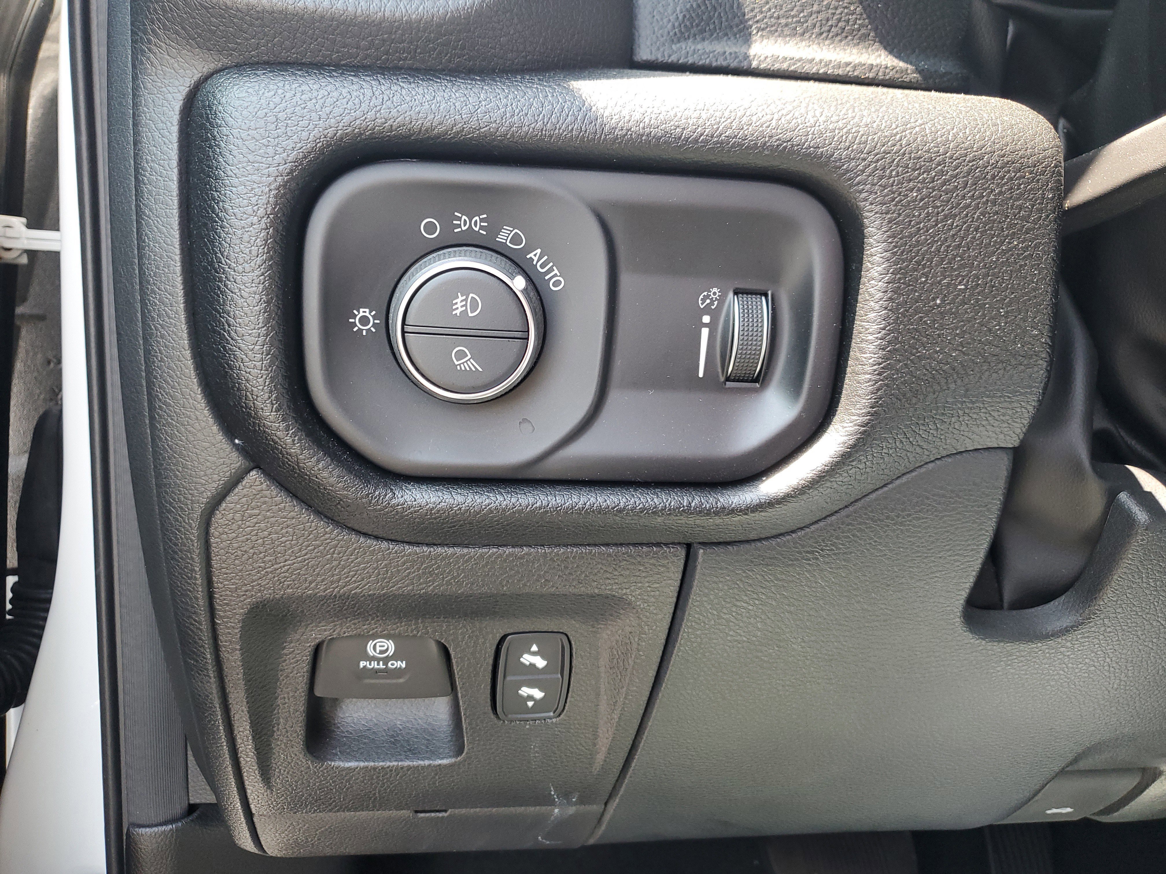 Used 2022 RAM 1500 Big Horn image 28