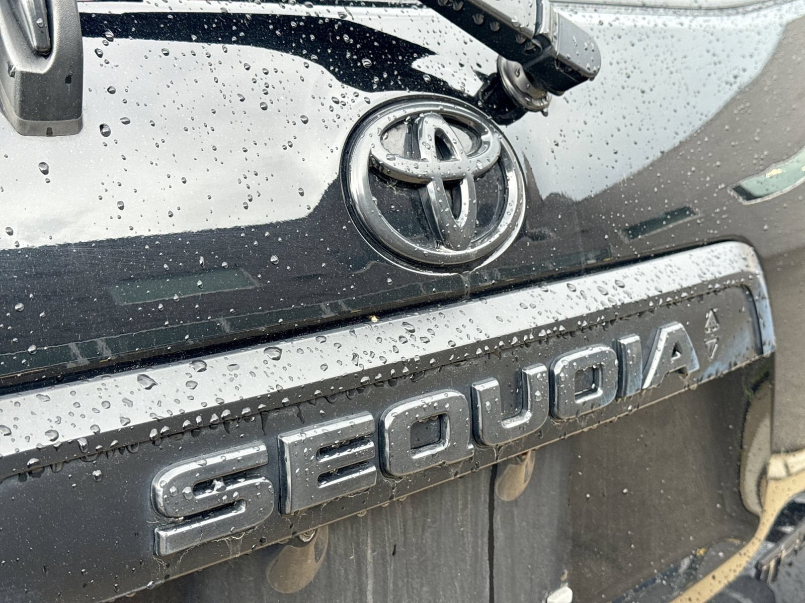 Used 2020 Toyota Sequoia TRD Pro AWD/4WD image 15