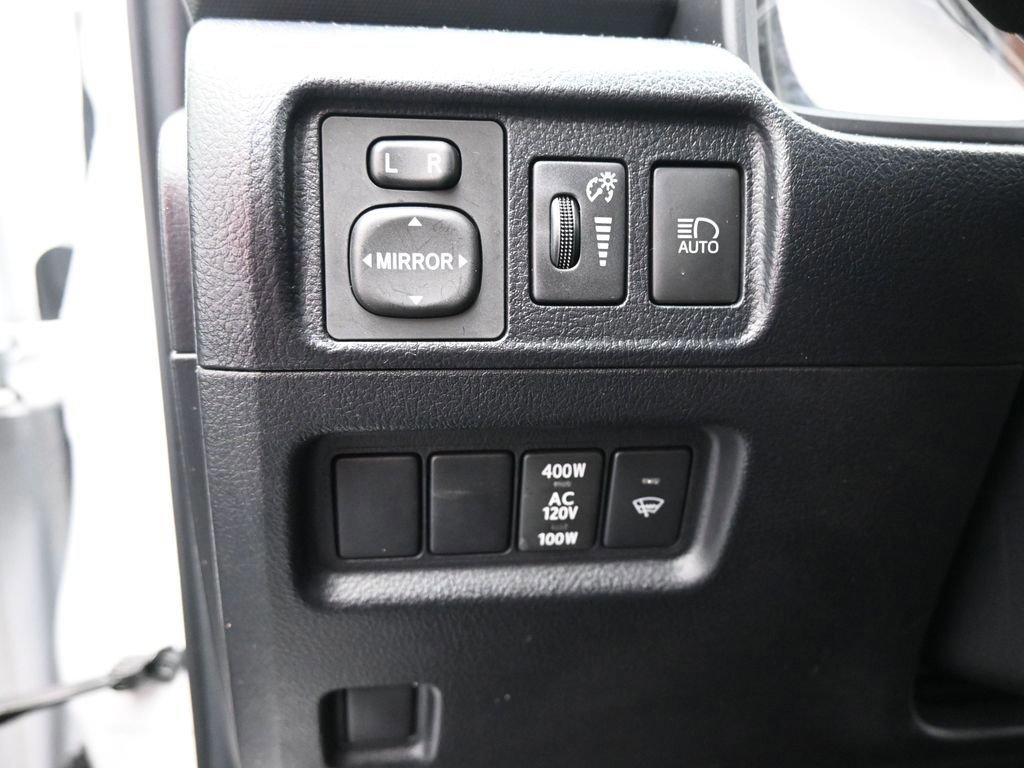 Used 2024 Toyota 4Runner TRD Off-Road image 36