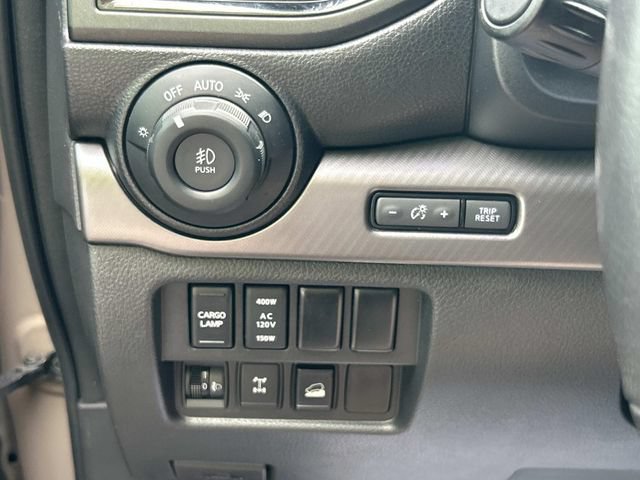 Used 2022 Nissan Titan PRO-4X w/ Pro-4x Convenience Package AWD/4WD image 29