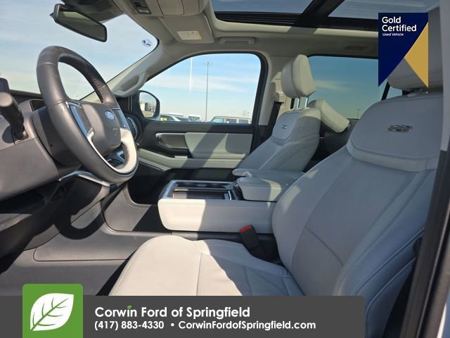 Certified 2025 Ford Expedition Platinum image 12