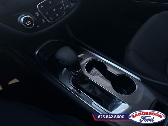 Used 2021 Chevrolet Malibu LT FWD image 19