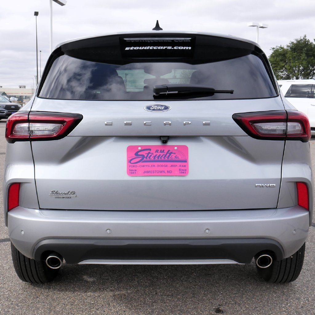 Certified 2024 Ford Escape ST-Line w/ Tech Pack #1 AWD/4WD image 10
