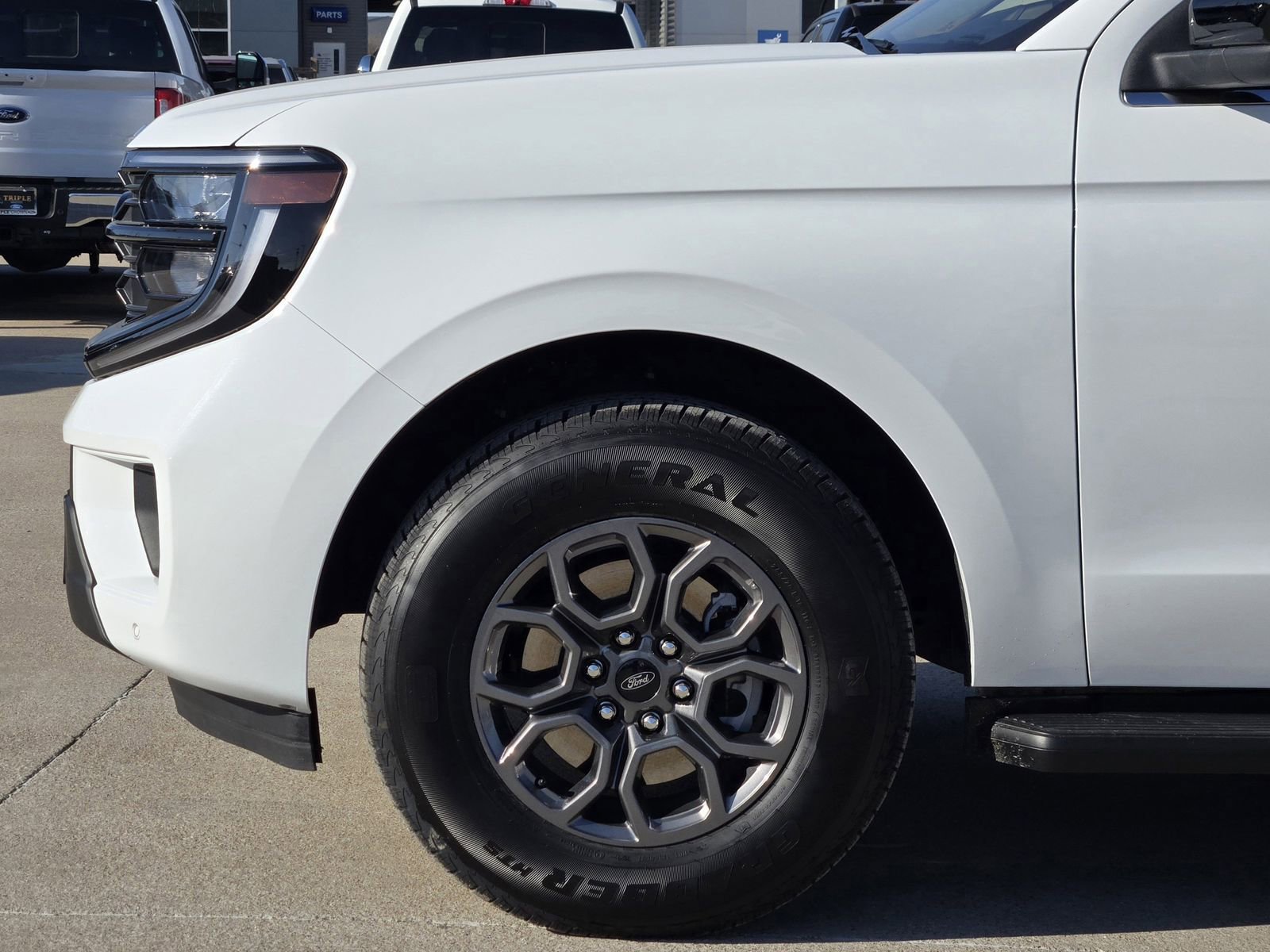 Certified 2025 Ford Expedition Max Active image 9