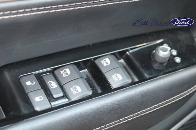 Used 2022 Jeep Wagoneer Series II w/ Rear Seat Video Group 1 RWD image 20
