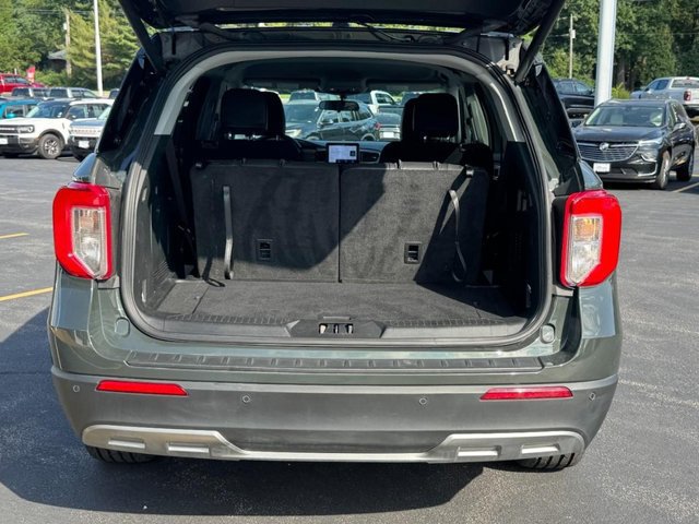 Certified 2024 Ford Explorer XLT w/ Equipment Group 202A AWD/4WD image 5