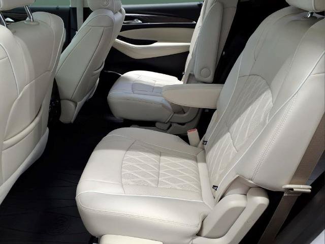 Used 2024 Buick Enclave Avenir w/ Avenir Technology Package AWD/4WD image 12