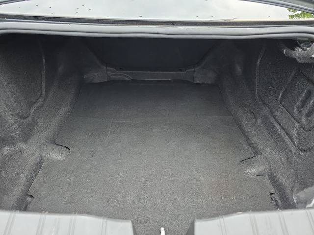 Used 2018 Chevrolet Camaro SS RWD image 33