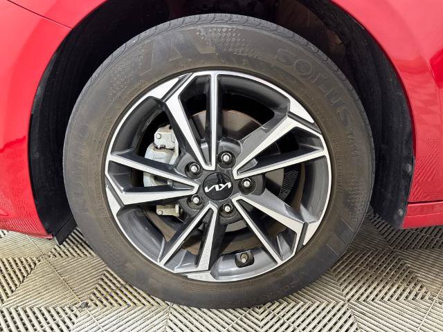 Used 2023 Kia Forte LXS FWD image 13