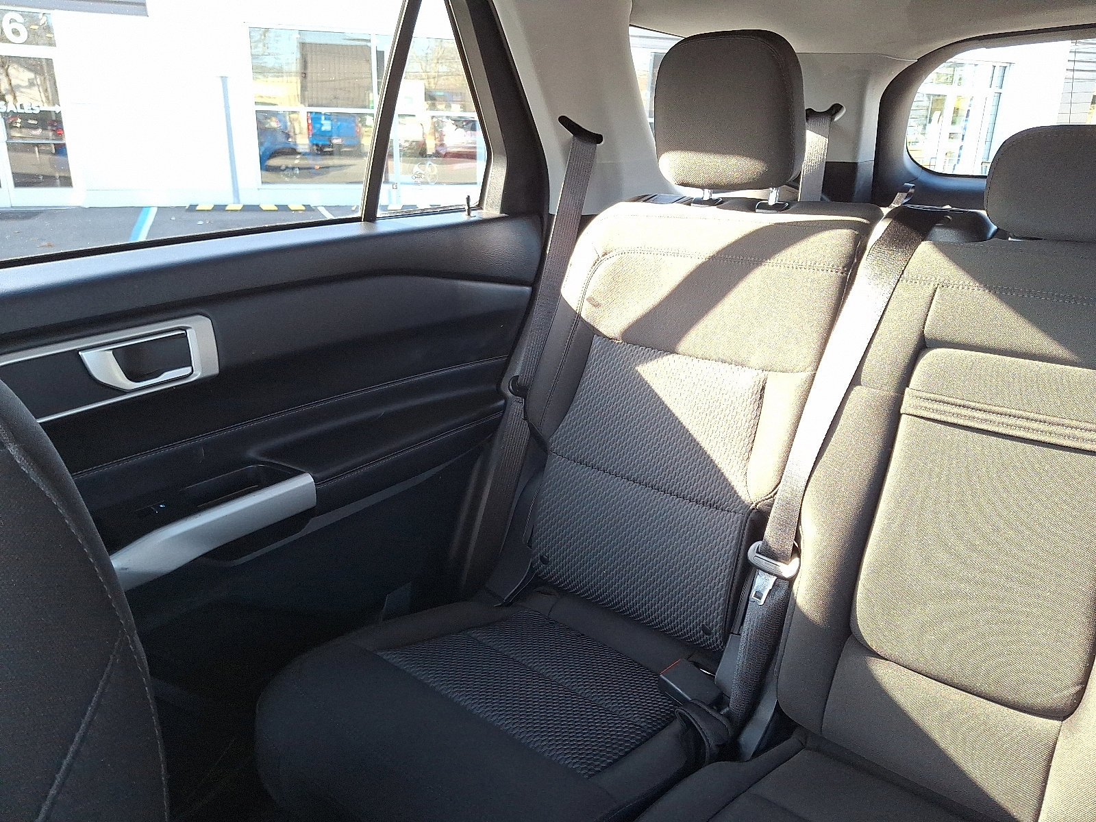 Certified 2024 Ford Explorer XLT image 18