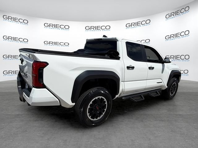 Used 2024 Toyota Tacoma TRD Off-Road AWD/4WD image 7