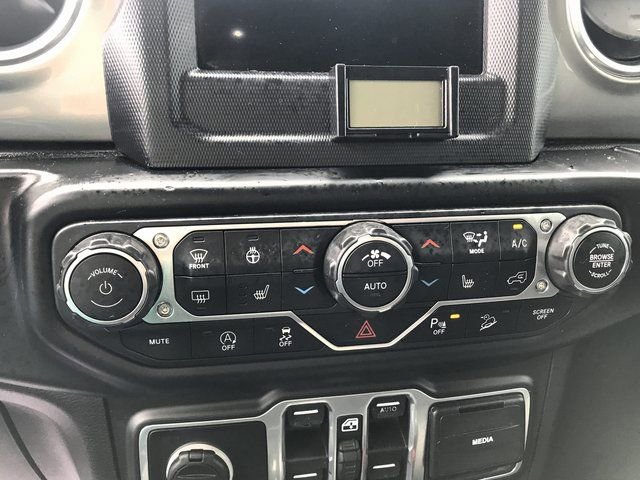 Used 2018 Jeep Wrangler Unlimited Sahara w/ Cold Weather Group image 14