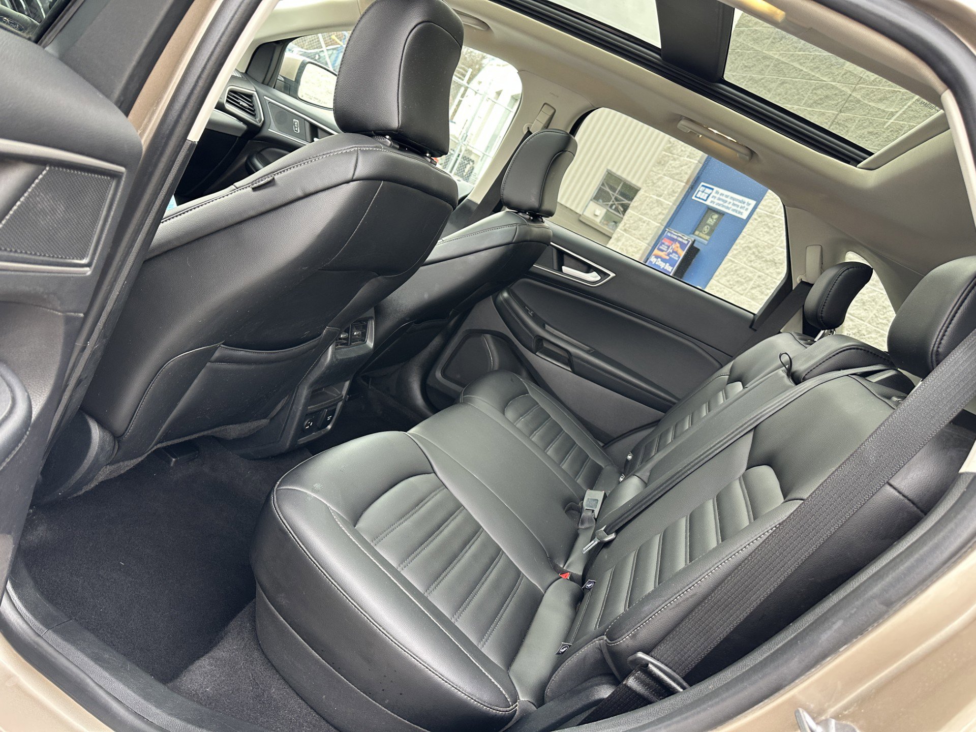 Certified 2021 Ford Edge SEL w/ Convenience Package image 11