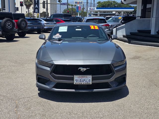 Certified 2025 Ford Mustang Coupe RWD image 2