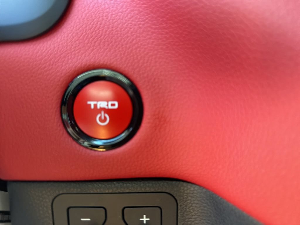 Used 2025 Toyota Tundra TRD Pro AWD/4WD image 29
