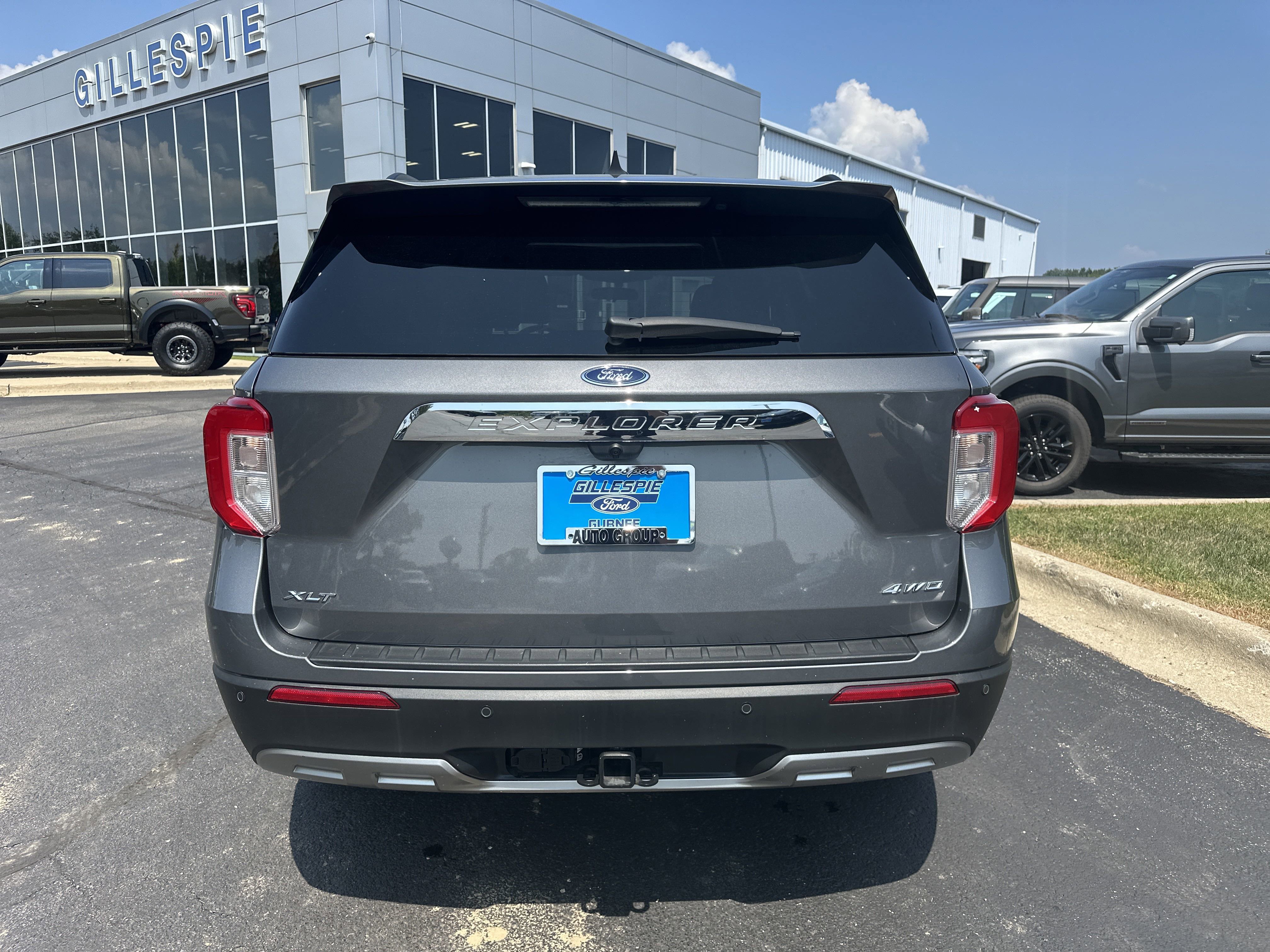 Certified 2023 Ford Explorer XLT w/ Equipment Group 202A image 4