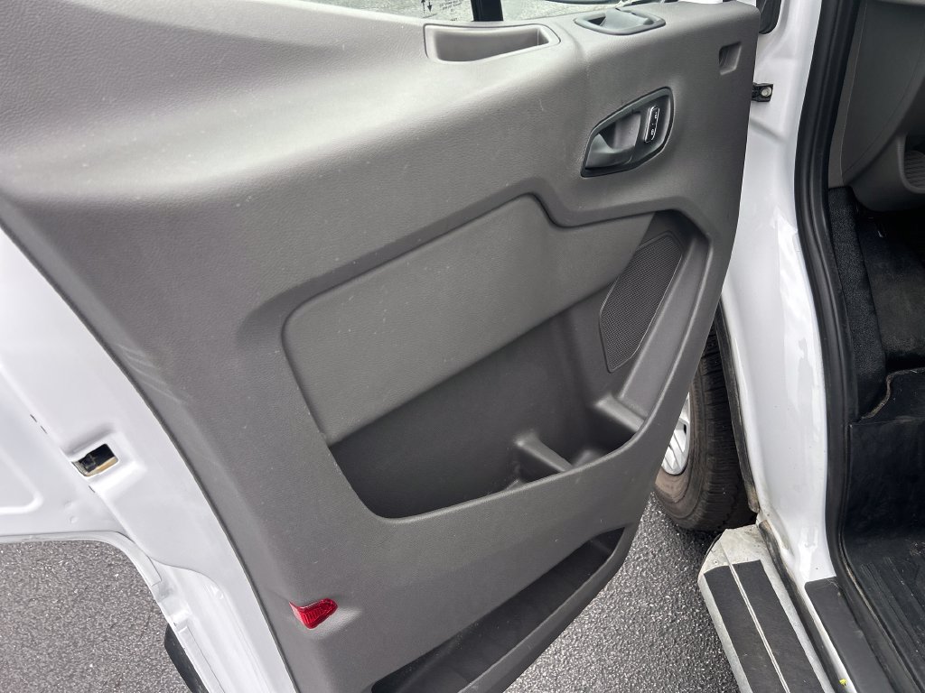 Certified 2025 Ford Transit 250 Low Roof w/ Exterior Upgrade Package RWD image 12