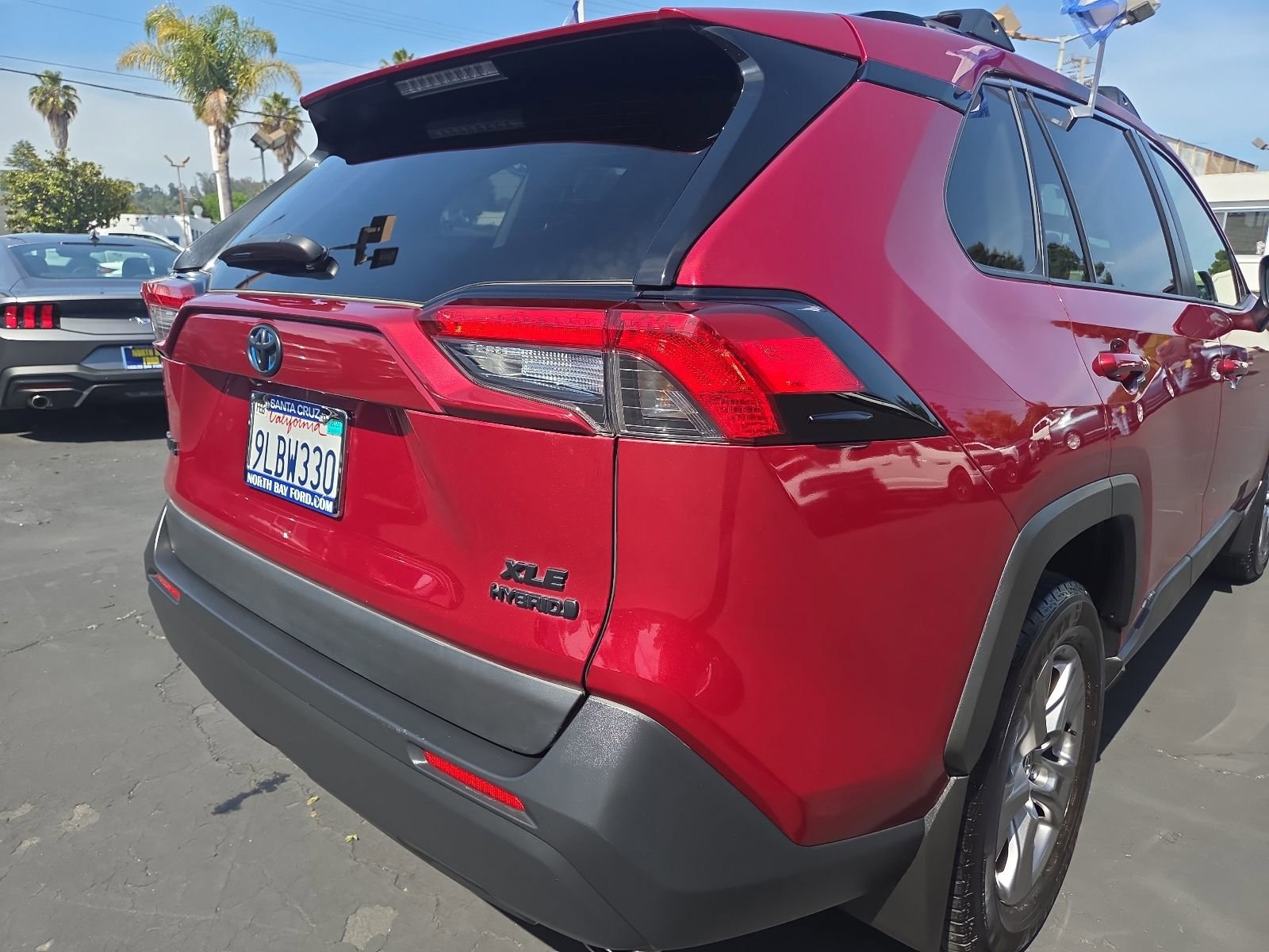 Used 2024 Toyota RAV4 XLE w/ Convenience Package AWD/4WD image 6