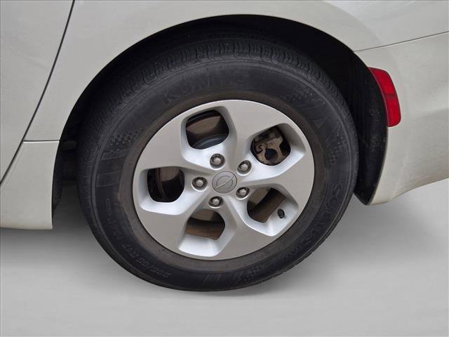 Used 2017 Chrysler Pacifica Touring Plus w/ Tire & Wheel Group FWD image 10