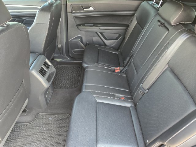Used 2020 Volkswagen Atlas Cross Sport SEL AWD/4WD image 29