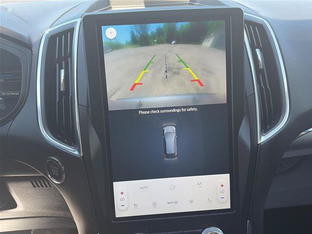 Certified 2024 Ford Edge Titanium AWD/4WD image 18
