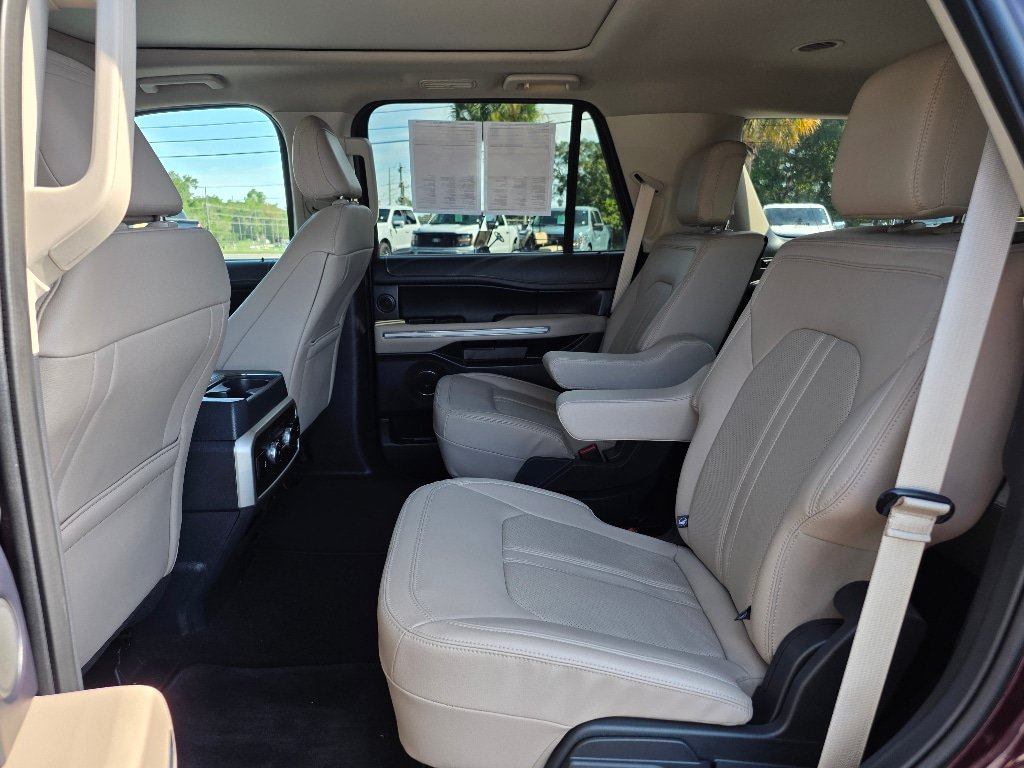 Certified 2024 Ford Expedition Limited RWD image 18