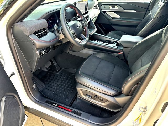 Certified 2025 Ford Explorer ST w/ Sun And Sound Package AWD/4WD image 9