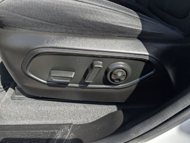 Used 2023 Jeep Grand Cherokee Laredo AWD/4WD image 12