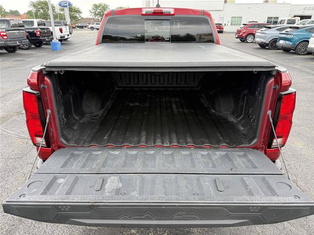 Used 2024 Chevrolet Colorado LT w/ LT Convenience Package III AWD/4WD image 16
