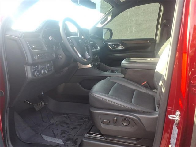 Used 2023 Chevrolet Tahoe Z71 w/ Luxury Package image 13