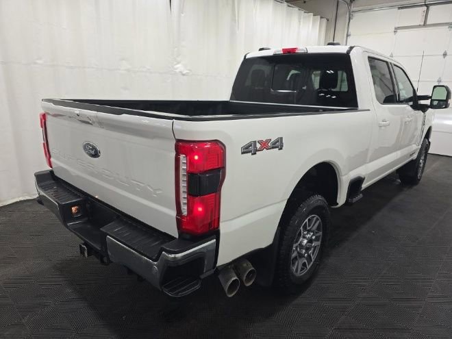 Certified 2026 Ford F250 Lariat w/ Lariat Ultimate Package AWD/4WD image 12
