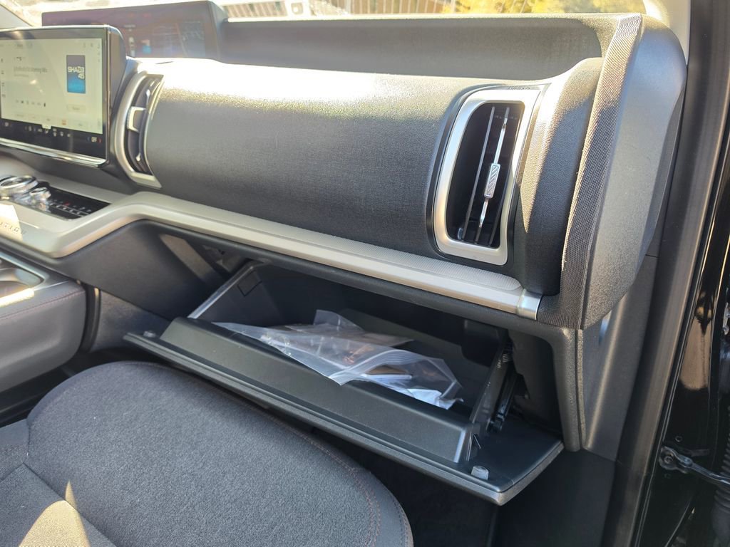 Certified 2025 Ford Expedition Active RWD image 45