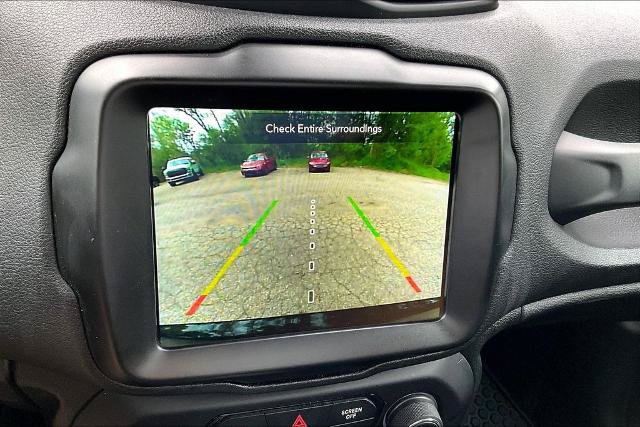 Used 2023 Jeep Renegade Latitude AWD/4WD image 20