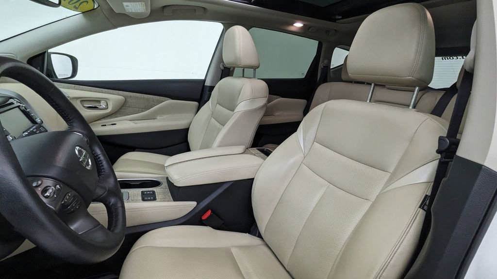 Used 2021 Nissan Murano SL image 2