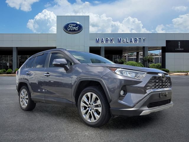Used 2020 Toyota RAV4 Limited AWD/4WD image 7