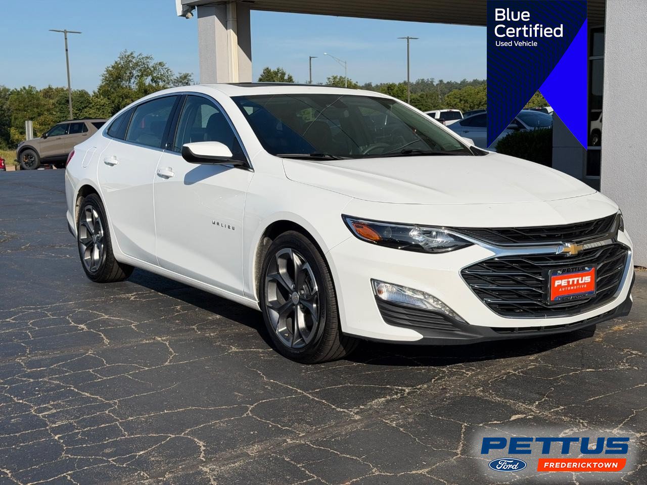 Used 2024 Chevrolet Malibu LT FWD image 1