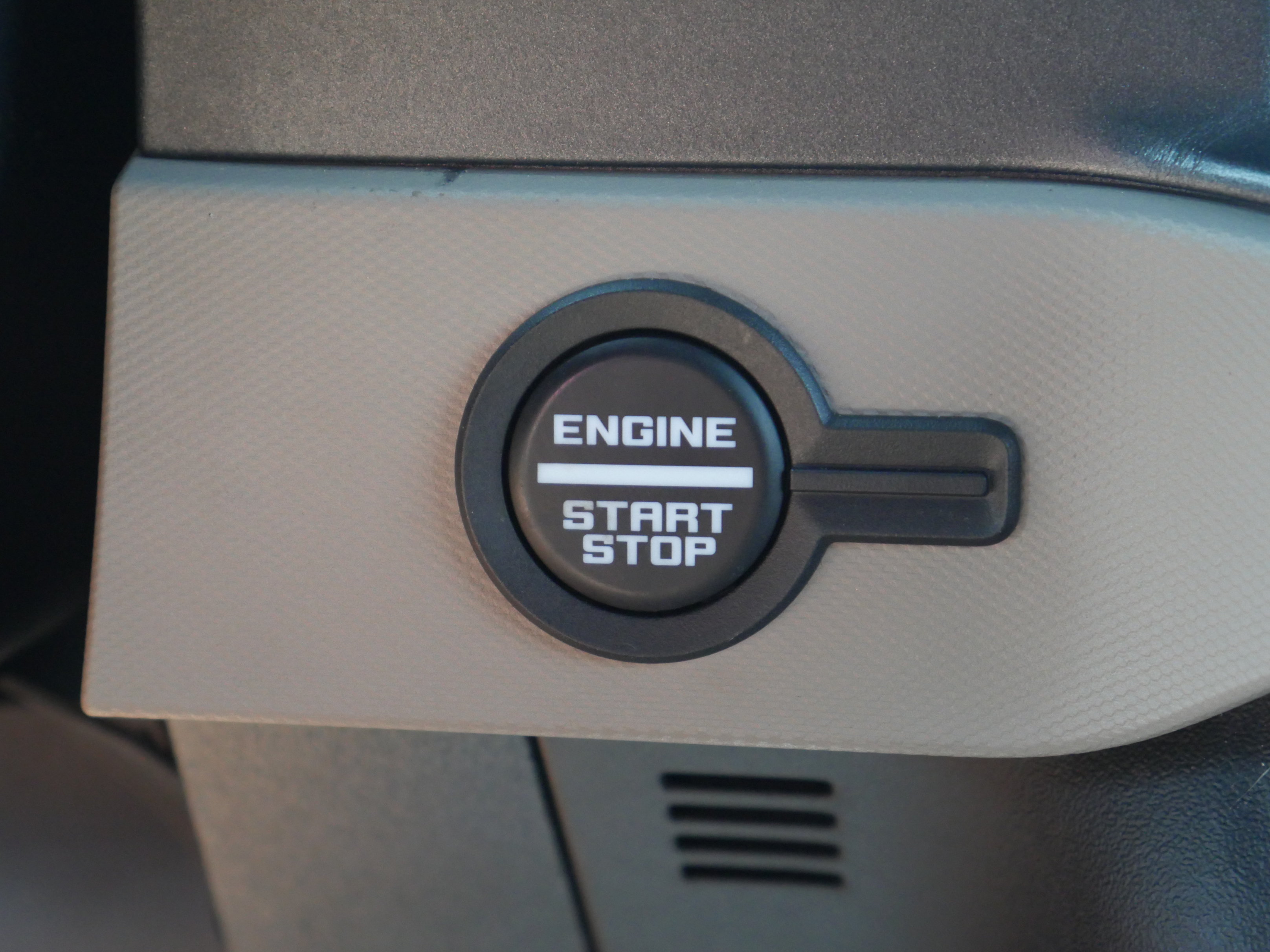 Certified 2024 Ford Bronco Wildtrak AWD/4WD image 8
