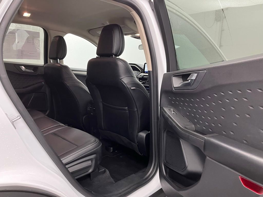 Certified 2020 Ford Escape SEL image 30