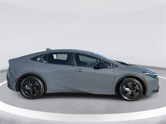 Used 2024 Toyota Prius LE image 4