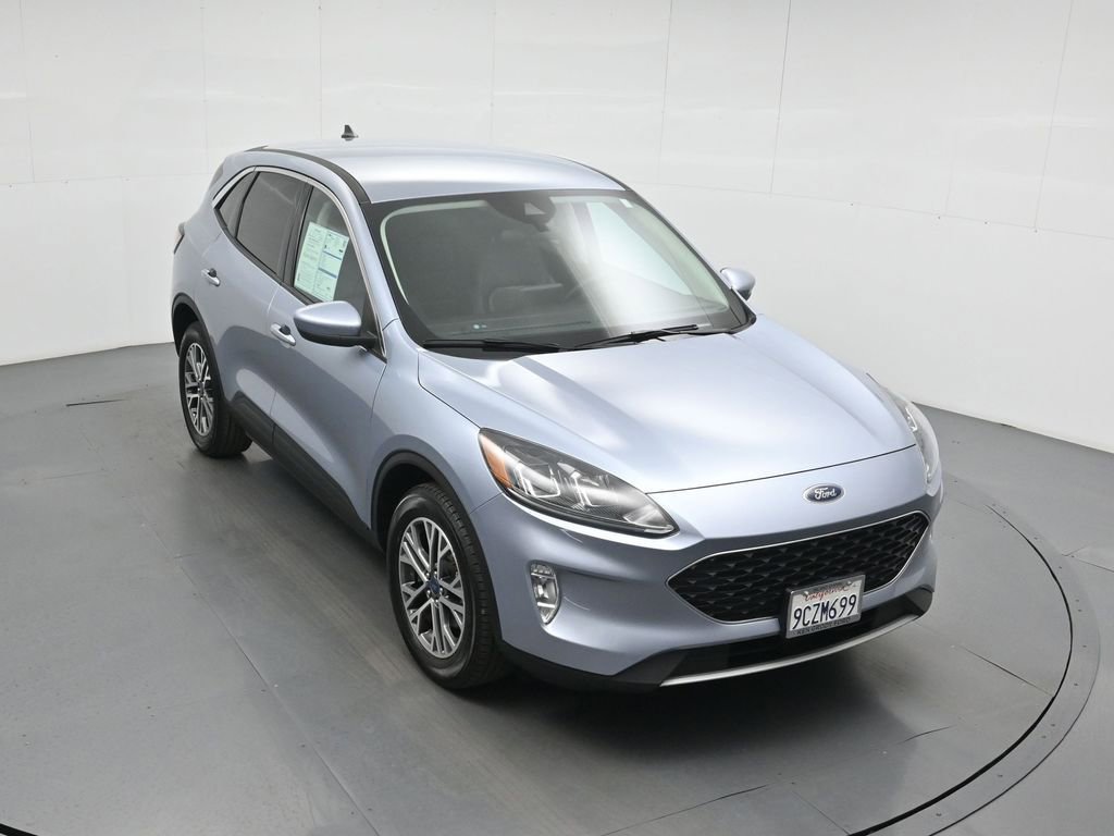 Certified 2022 Ford Escape SEL w/ Class II Trailer Tow Package image 39